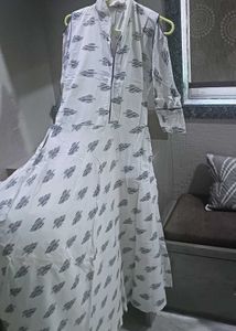 White Tunic with Abstract Print gown