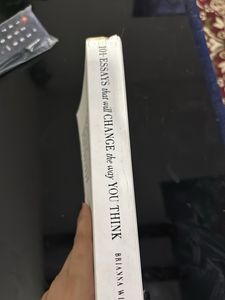101 Essays That Will Change the Way You Think