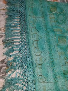 i am selling brand new saree