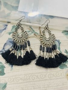 Black tassel Earing