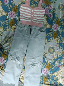 Trendy Jeans &amp; Crop top