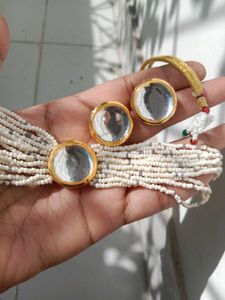 Elegant Kundan Choker Necklace Set