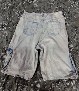 Light Wash Denim Cargo Jorts
