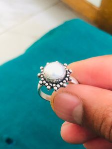 Pure 925 Silver Ladies Ring (wt:5.080g)