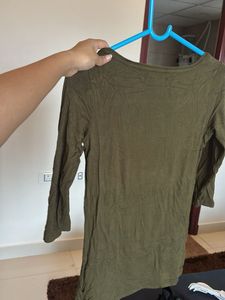 Women's Green Long Sleeve Top