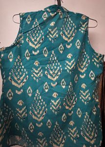 Teal Ikat Print Sleeveless Kurta