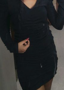 V-Neck Black Dress perfect for party bodycon dres
