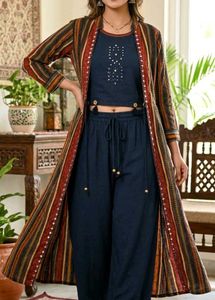 Crop Top And Pants With Long Shrug