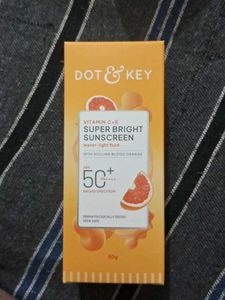 Dot & Key Vitamin C+E Super Bright Sunscreen