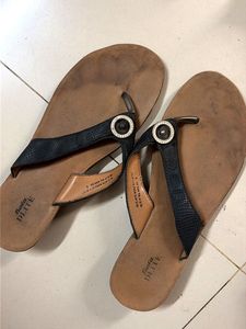 Bata Dlite Women's Flip Flops
