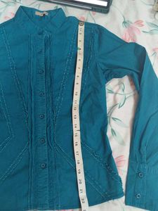 Teal Button-Up Shirt with Stitching Detail
