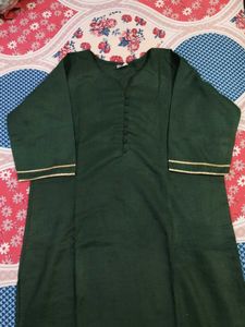Solid Green KurtaSet with Gold Trim