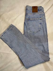 Light Wash Zara Denim Jeans original with free top