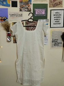 Embroidered White Cotton Kurti