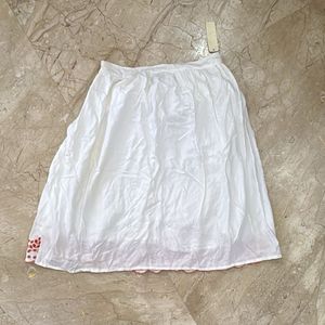 clearance sale⭐️New White Skirt with lining