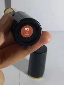 MARS Lipstick - Classic Red Shade