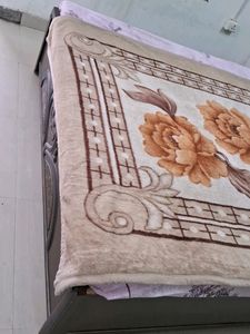 Fuzzy Brown and Cream Throw Blanket🩷