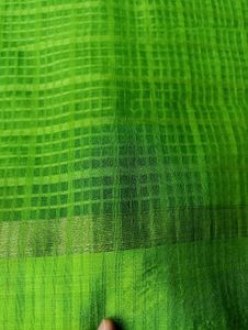 Vibrant Green Textured Saree