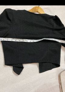 Stylish Black Embellished Cropped Jacket