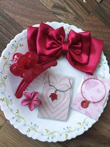 new hair accessories combo red colour