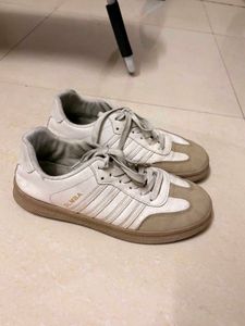 Samba Sneakers