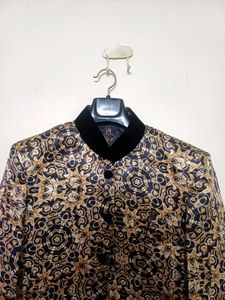 Men’s Printed Jodhpuri Blazer – Black &amp; Gold Flora