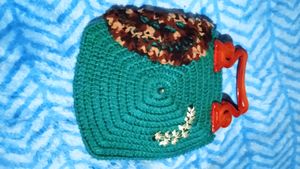 Makkey's crafted hand purse, just stunning...