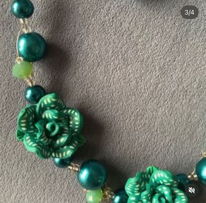 Bohemian neckpiece with earrings