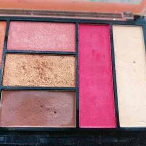 Eyeshadow pallet