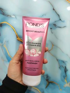 Pond's Bright Beauty Face Wash