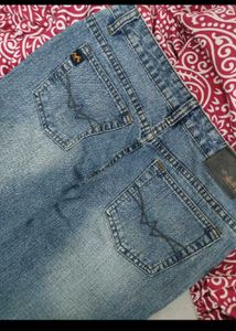 Women's Light Wash Flared Jeans