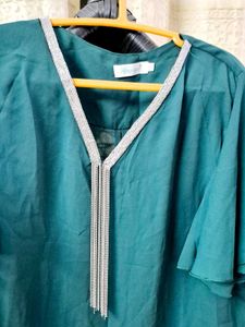 Elegant Teal Top with Silver Embellishment