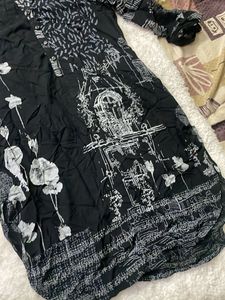 Unique Black &amp; White Printed Kurta