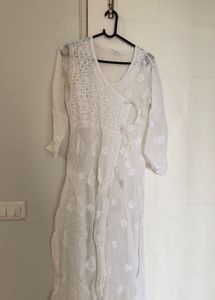Elegant White Chikankari Kurta
