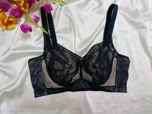 🇳🇿💫🎀Lace Push-Up Bra with Charm Detail