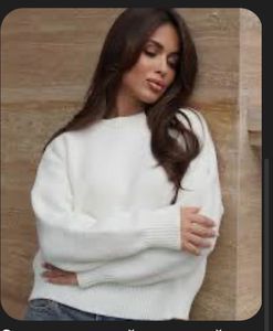 Chic White Crewneck Knit Sweater
