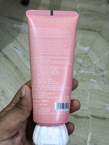 DOT &amp; KEY Watermelon Cooling Gel Face Wash