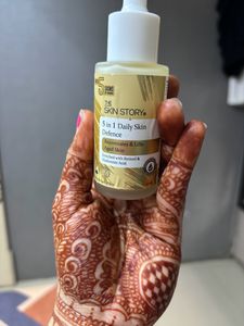 Face Serum , 5 in 1 Daily Skin Defence