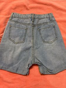 Cute Denim Daisy Shorts
