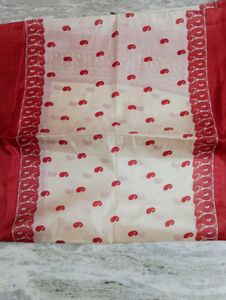 Elegant Red &amp; Cream Bengali Saree