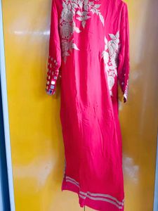 Red Embroidered Women's Straight Kurti | Elegant P