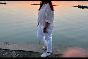 Lightweight Knit tshirt