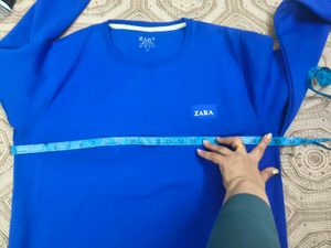 Zara Blue Crew Neck Sweatshirt in xl size