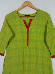 Earthwear Light Green Kurta (Women)