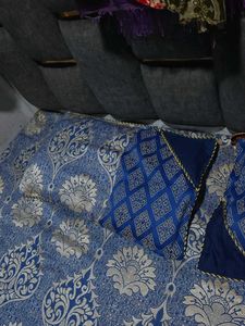 Elegant Blue Damask Bedding Set