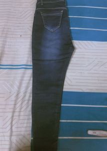 Women's Dark Wash Skinny Jeans