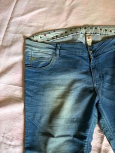 Blue denim capri 40 size