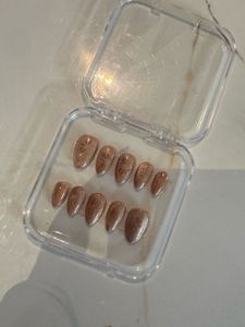 Unique Brown Swirl Press-On Nails