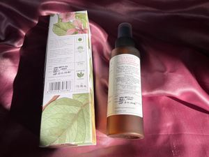 Sadhev Ayurvedic Pore Tightening Toner