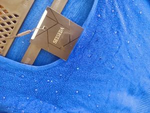 Blue Knitted Top - Stylish &amp; Comfortable